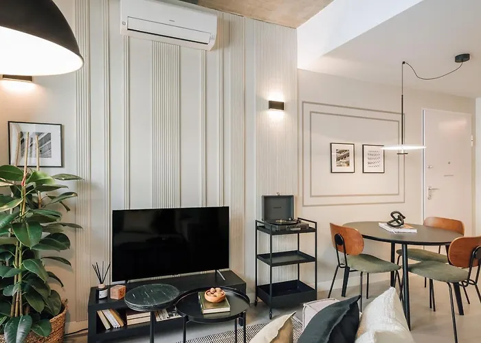 Lägenhet Arrifana - 1 Bedroom In Santo Antonio Lisboa